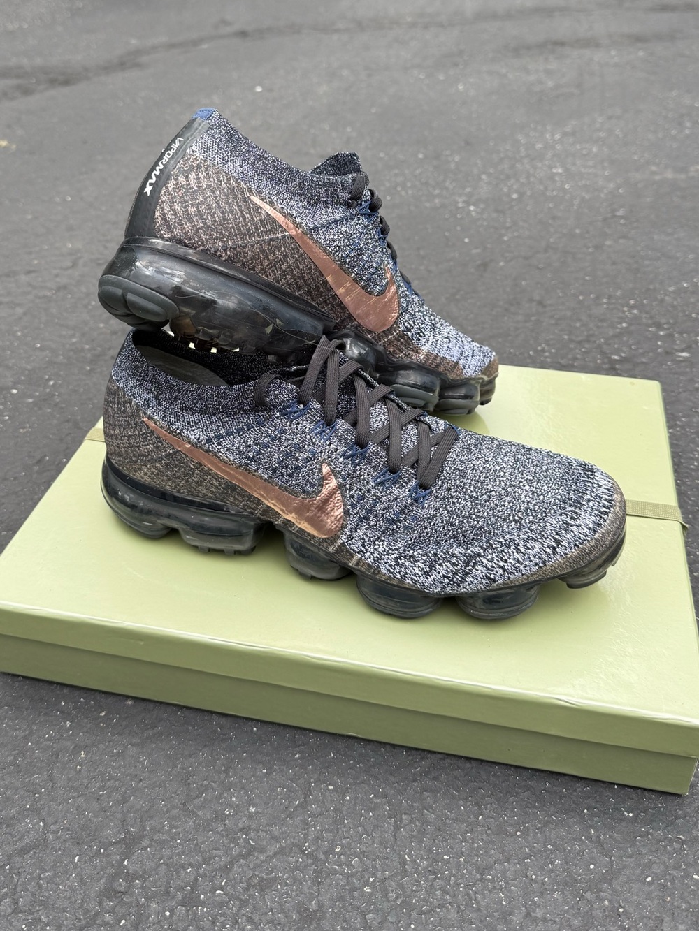 Nike Flyknit Air VaporMax Charcoal Knit with Rose Gold Swoosh “Explorer Dark”